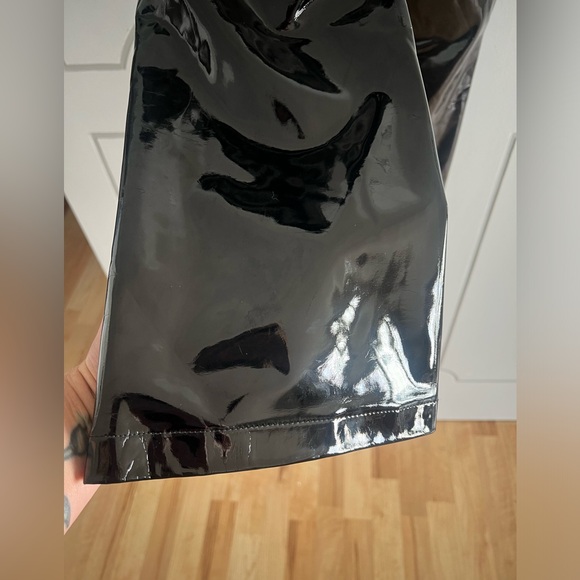 NWT The Kooples ‘Large Black Vinyl Jeans’ Size 30 Flared Pants - Picture 9 of 15